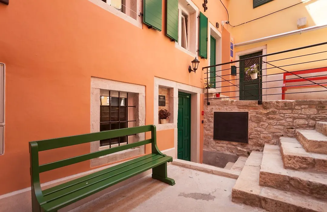 Apartments And Rooms Hey Rovinj-1