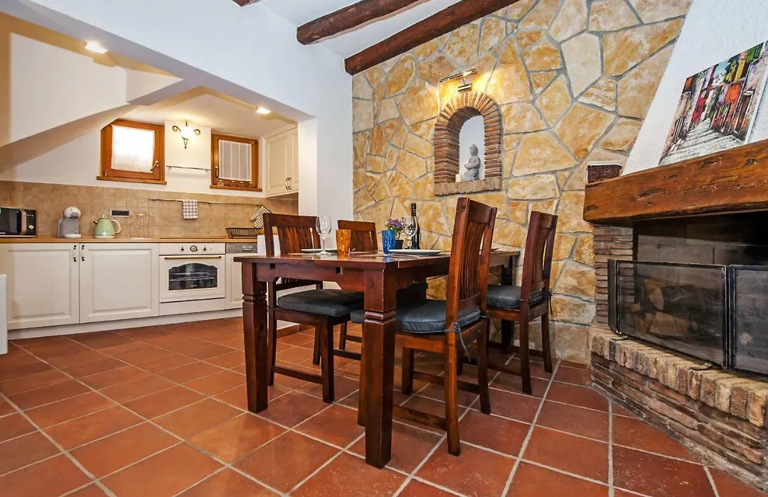 Cozy Holiday Home In Rovinj With Terrace-1