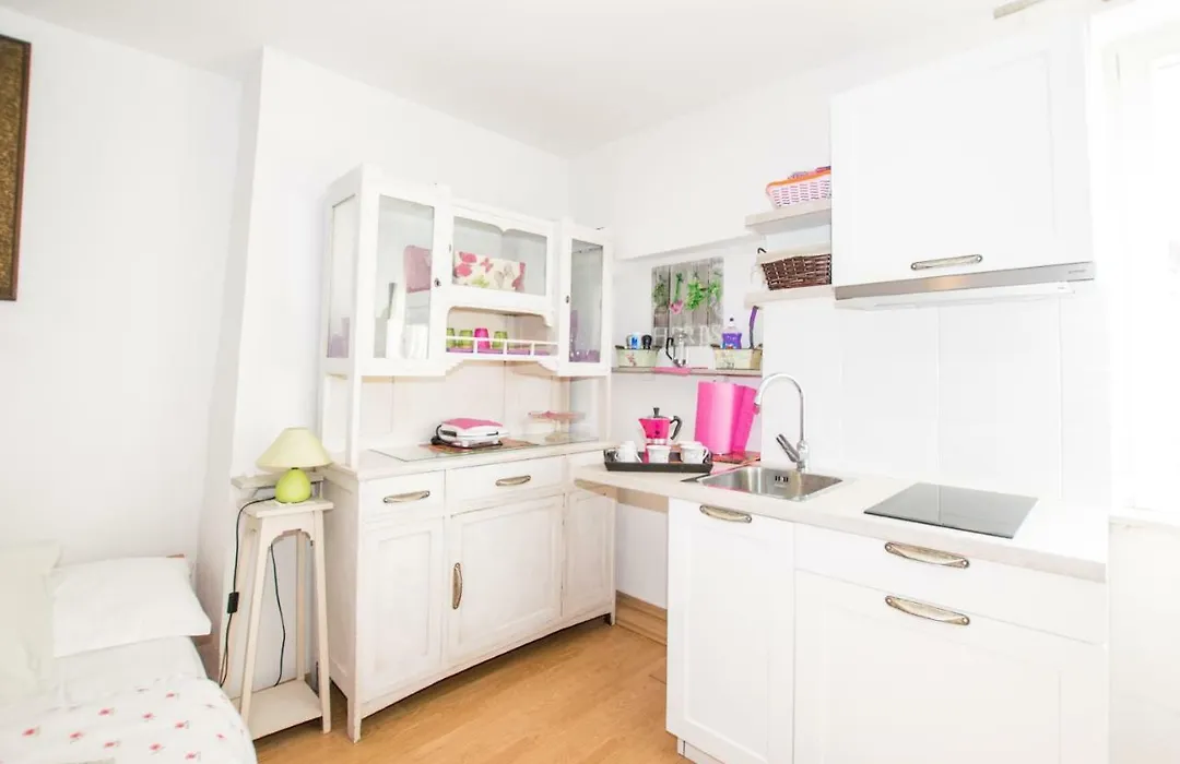 Beautiful Rustical Apt Ana In The Heart Of Rovinj-1