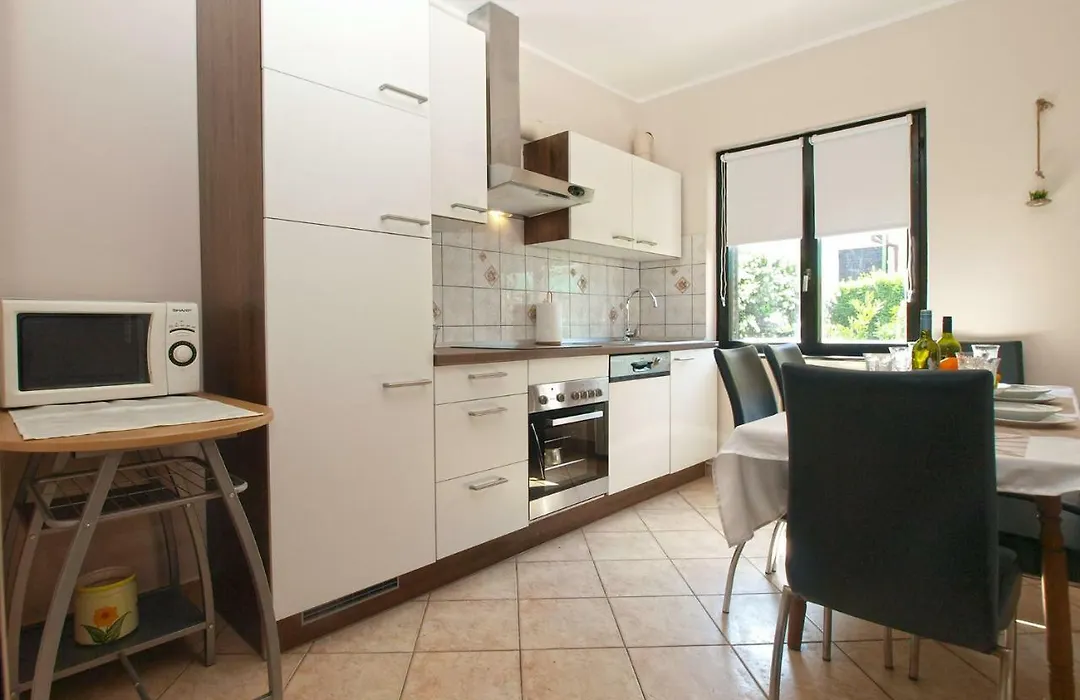Apartment Nadia 1844-1
