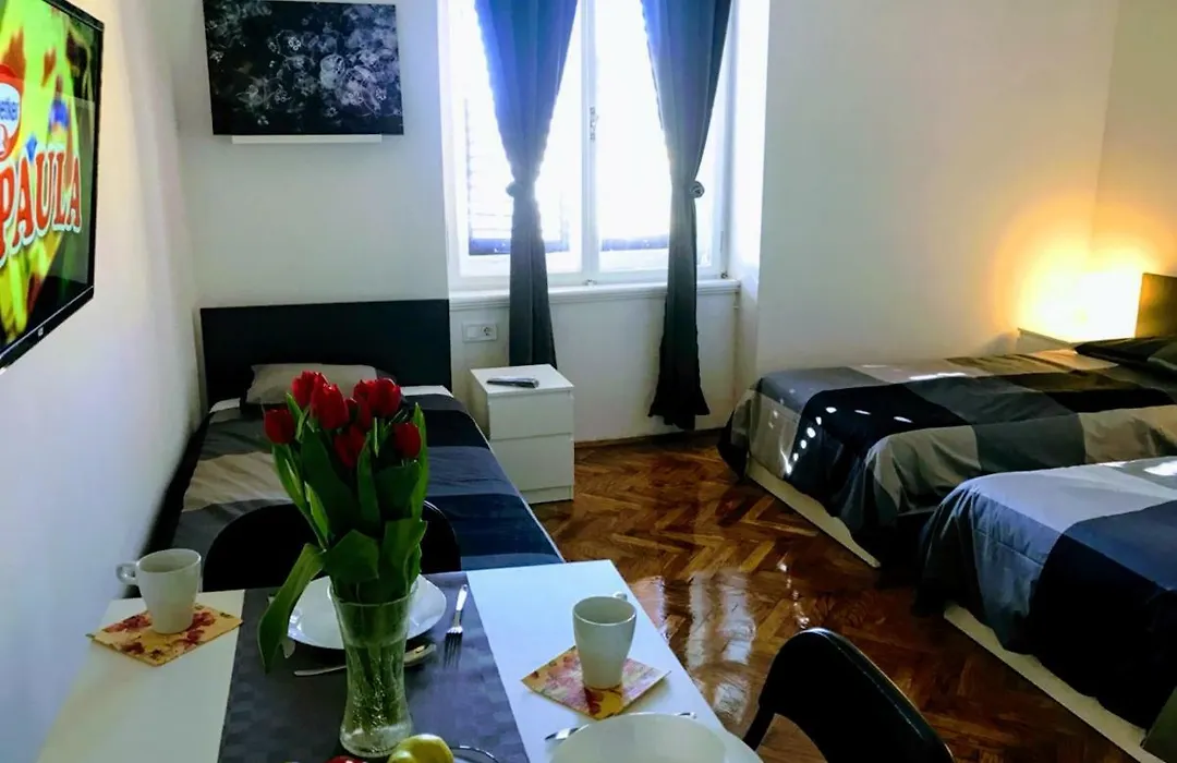 Zpula Center Apartments And Rooms-1