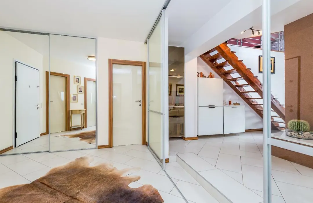 Luxury Penthouse Prestige Near The Sea-1