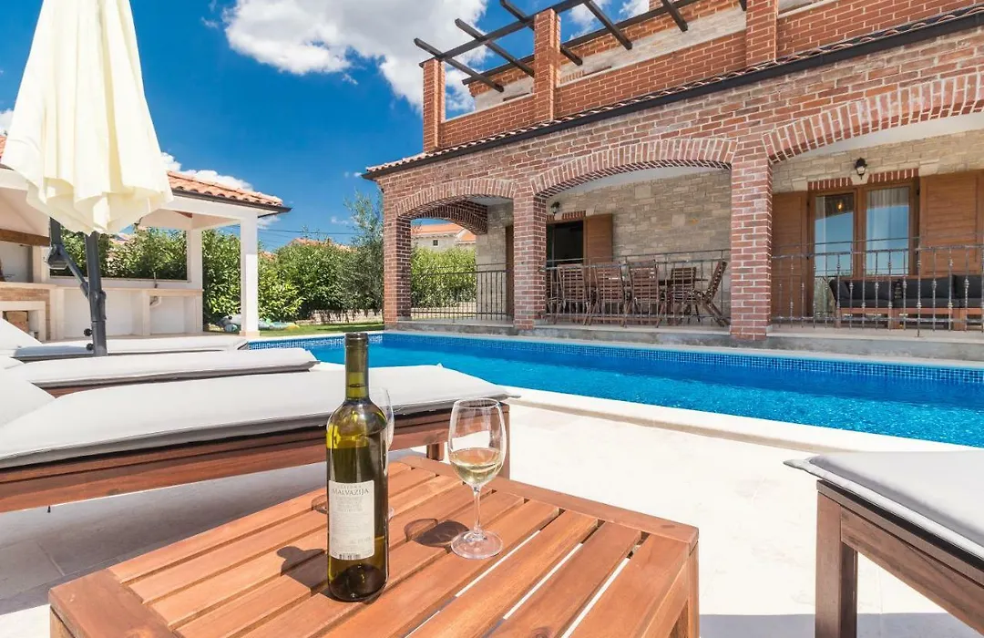Villa Ingrid-1