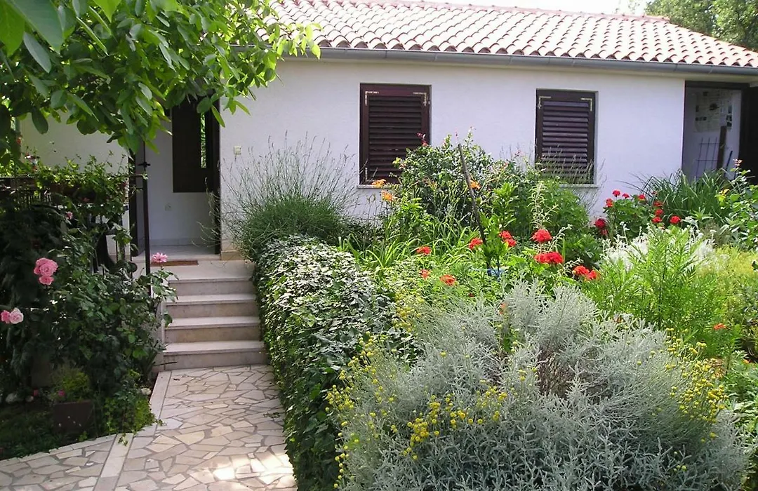 Lavanda Vacation Home.-1