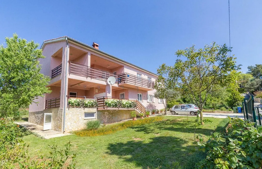 Residence Kliman-No Groups-1