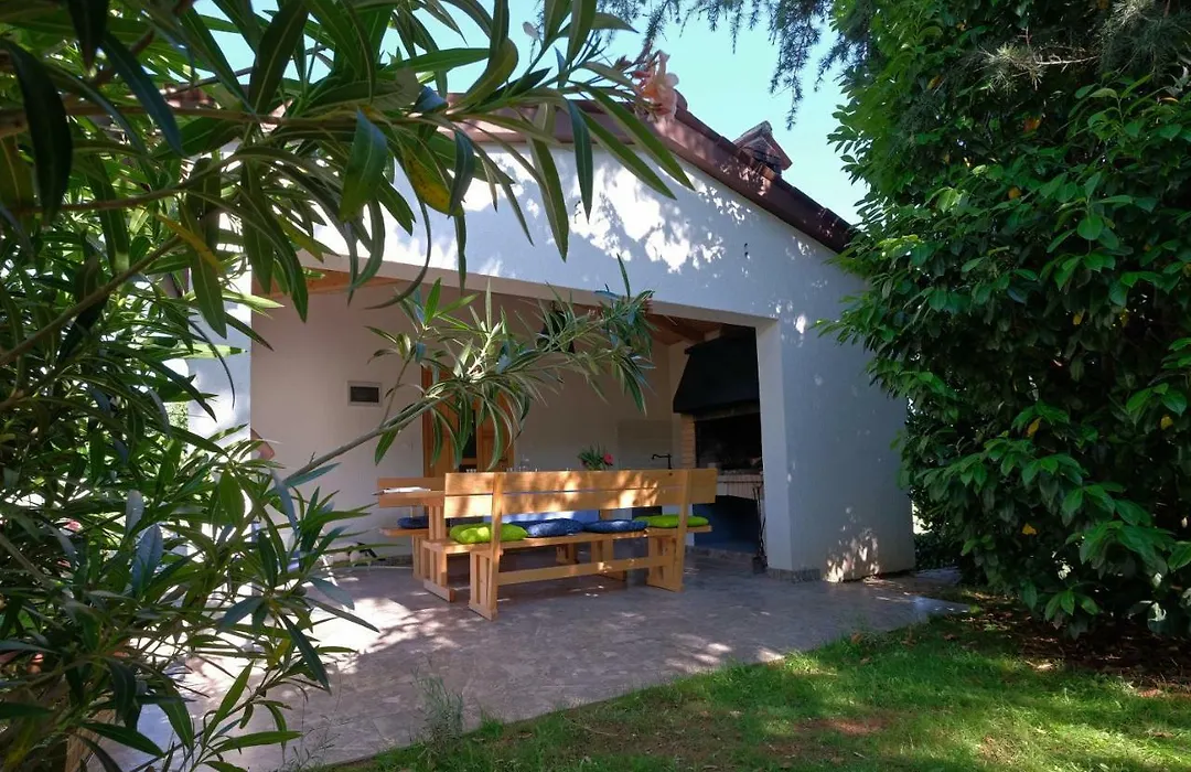 Holiday Home Kipo I Lunja-1