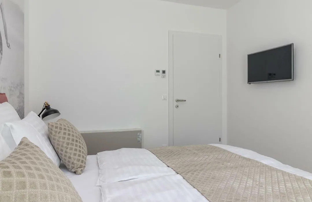 Luxury Apartments Magali 3-1