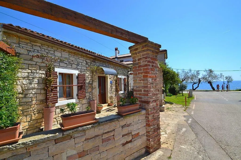 Villa Giardin-1