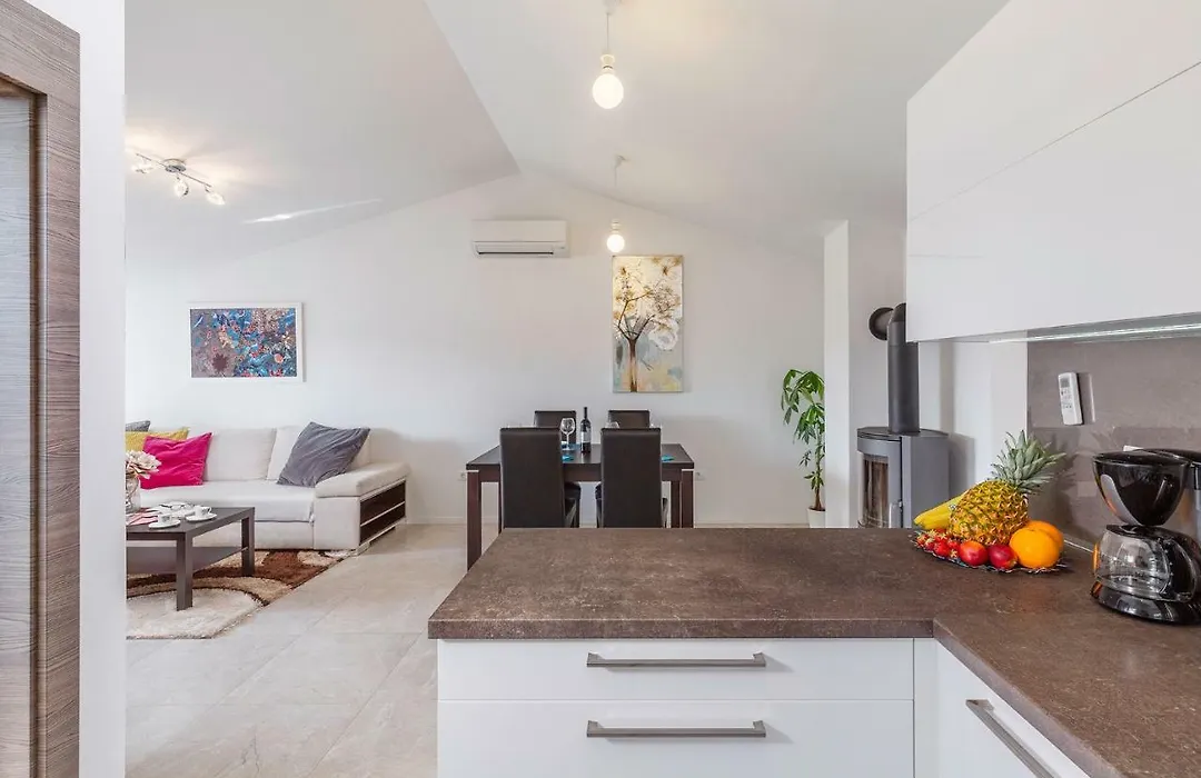 Apartment Fiore-1