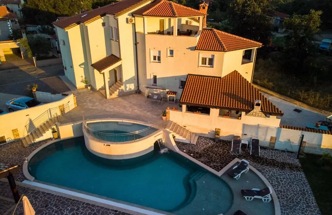 Apartments Amela-1