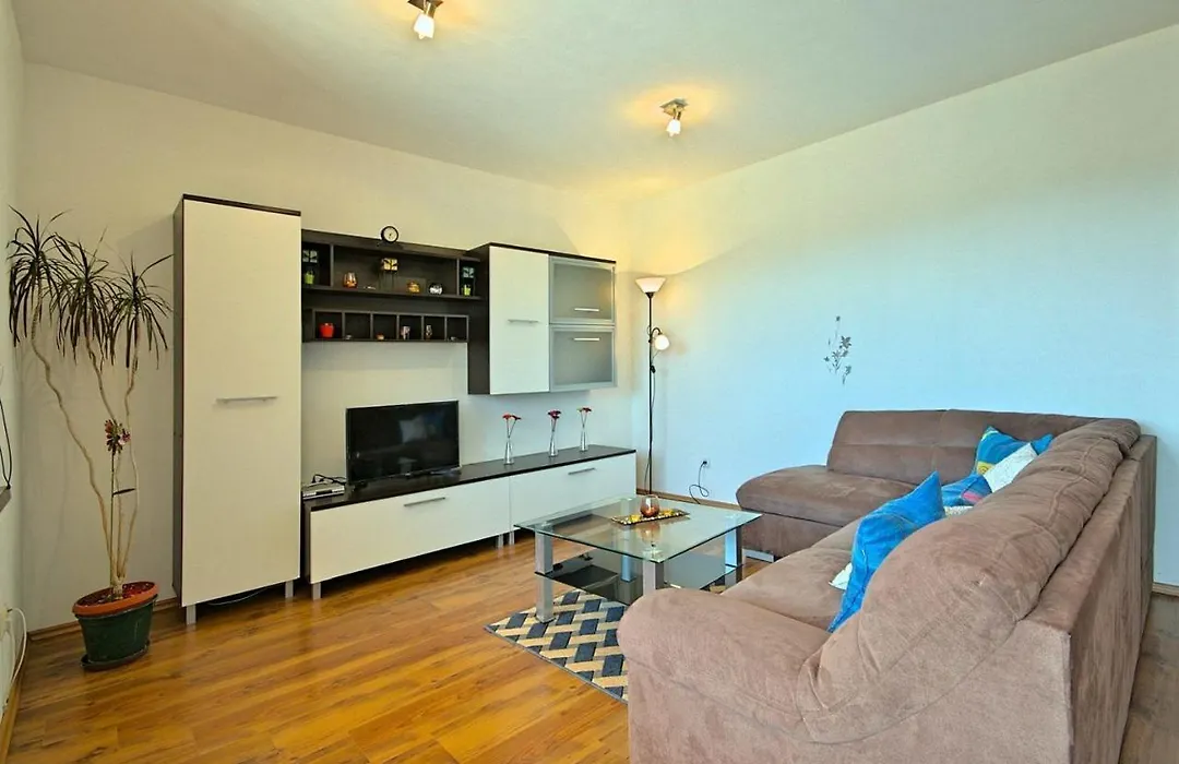 Apartment Lukas-1