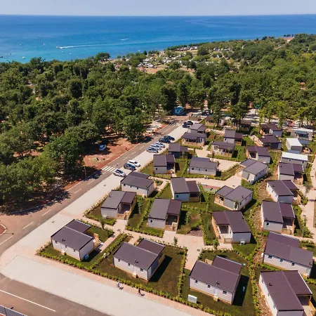 Eurocamp Mobile Homes At Campsite Park Umag-3