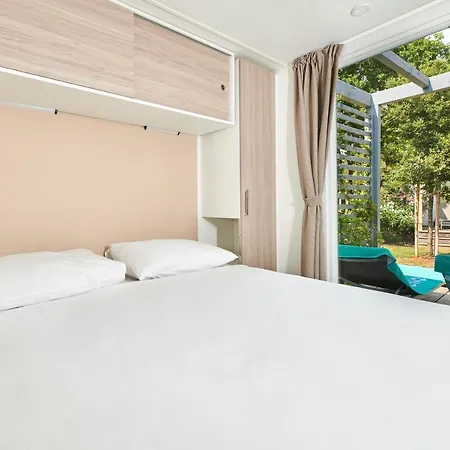 Camping Stella Maris Mobile Homes-2
