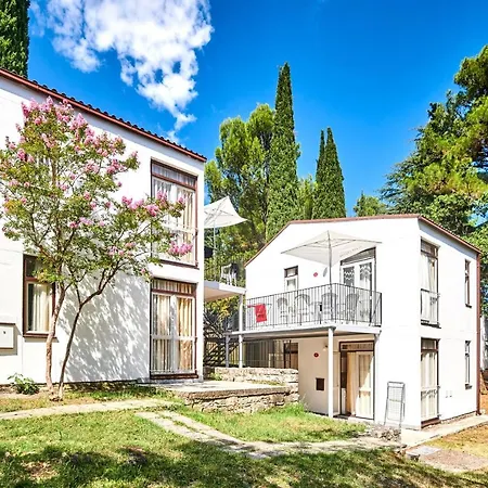 Apartments Astra-3