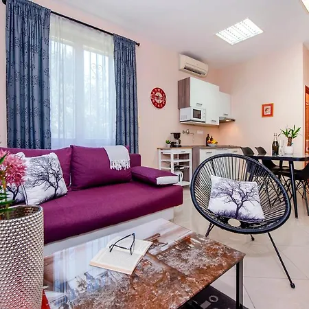 Rovinj City Apartment-2