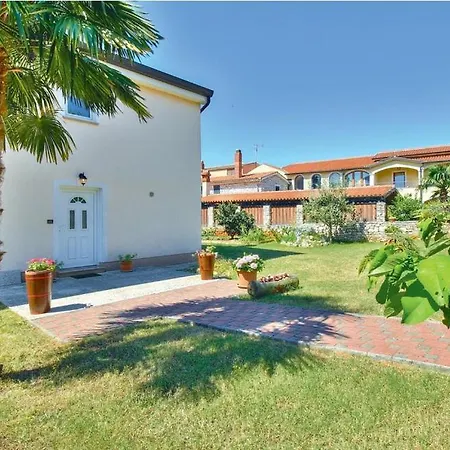 Holiday Home M&E-2