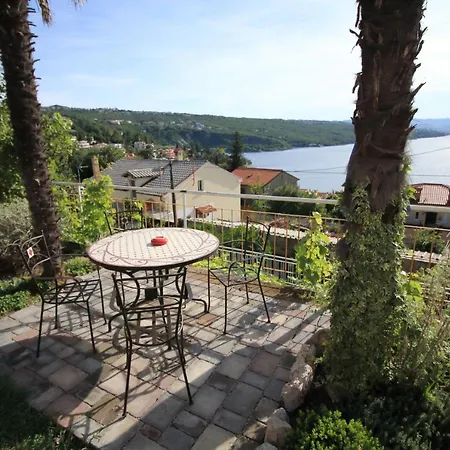 Tramontana Apartment - Cozy And Charming Close To Sea-3