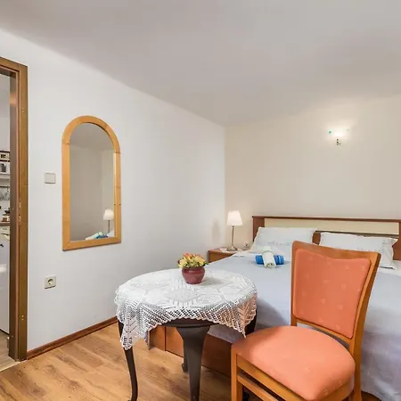 Apartments & Rooms Ribaric-2