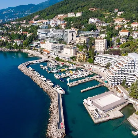 Ola Opatija Luxury Apartment-3