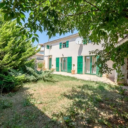 Lovely Stone Villa With Private Garden And Terrace-3