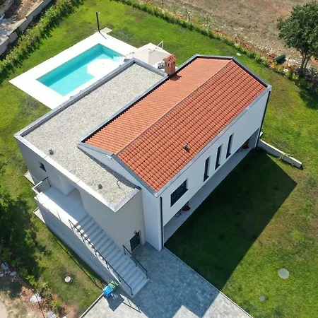 Villa Lia With Pool - Luxury In Vintijan, Near Pula And Medulin-3