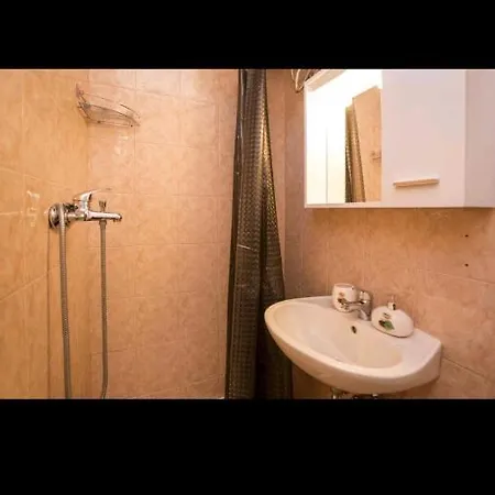 Studio Apartment Luna-3