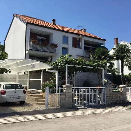 Apartments Gemma-2