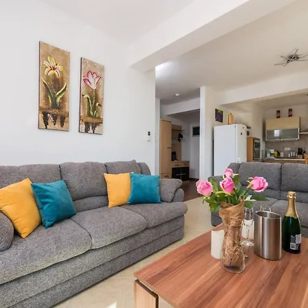 Apartment Carpe Diem-2