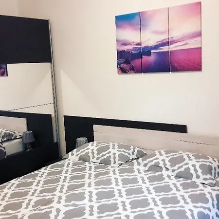 Apartment Nena Near The City Center With Free Parking-3