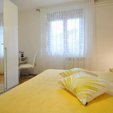 Apartman Lory-2