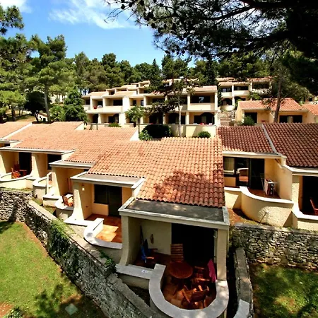 Apartments Bellevue Plava Laguna-2