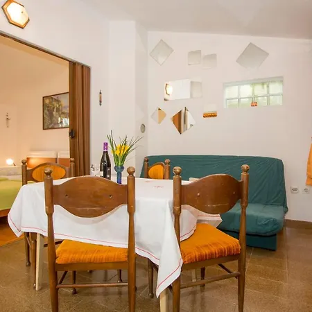 Apartments Rina-3