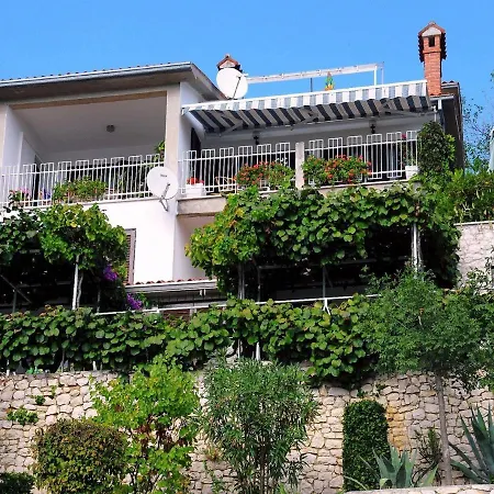 Apartments Mandica-3