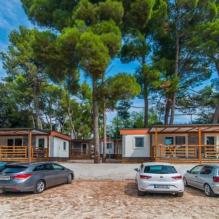 Centinera Deluxe Mobile Homes-2