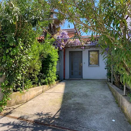 Sea Breeze Studio-3