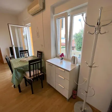 Varga Apartment-3
