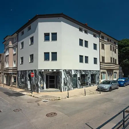 Exclusive Pula City Apartments-3