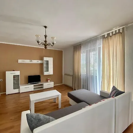 Apartman Mira-2
