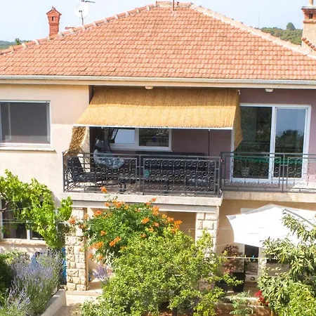 "Andrija" Apartmen'S-2