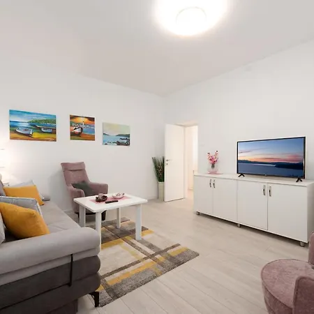 Apartment M-arte-2