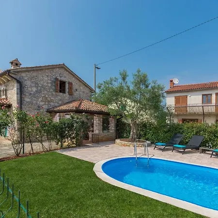 Holiday House Elisa-3