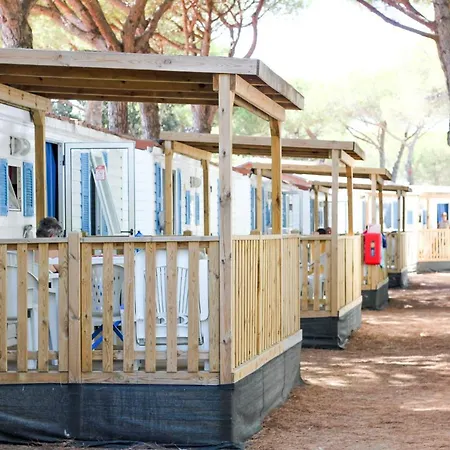 Happy Camp Mobile Homes In Centro Vacanze Bi Village-3