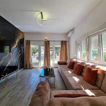 House Plavi 2130-2