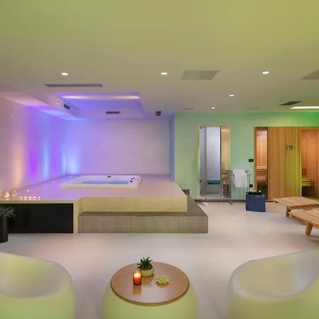 Villa Valsavia-Apartment Monsena With Pool And Spa-2