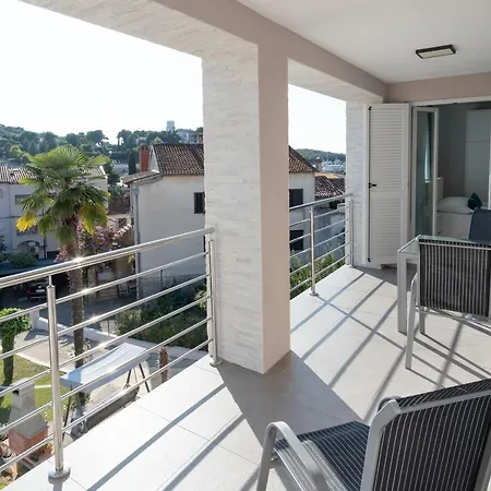 Villa Green Palm-2