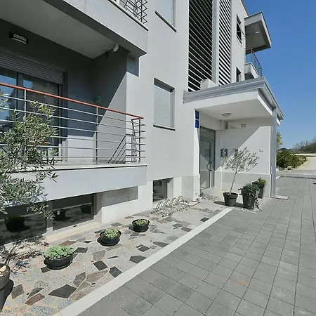 Apart Residence Rudan 2-3