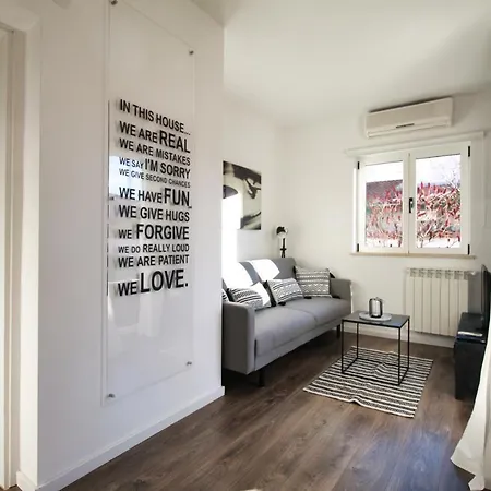 Apartment Margita - Free Parking-3