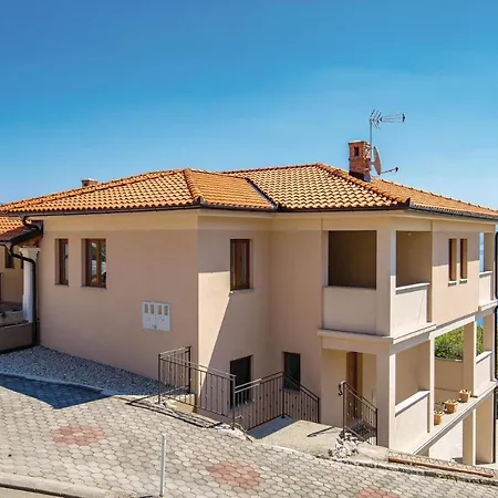 Three-Bedroom Apartment In Opatija-3