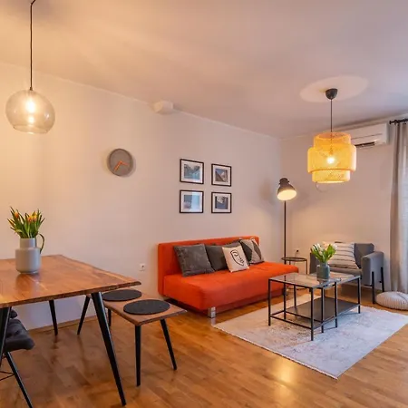 City Garden Apartment-3