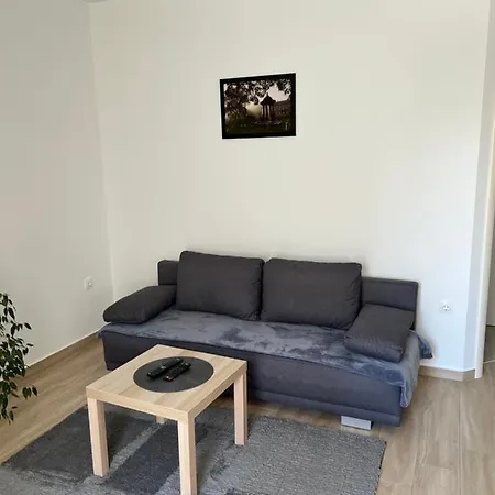 Apartment Sunrise With Private Parking-3